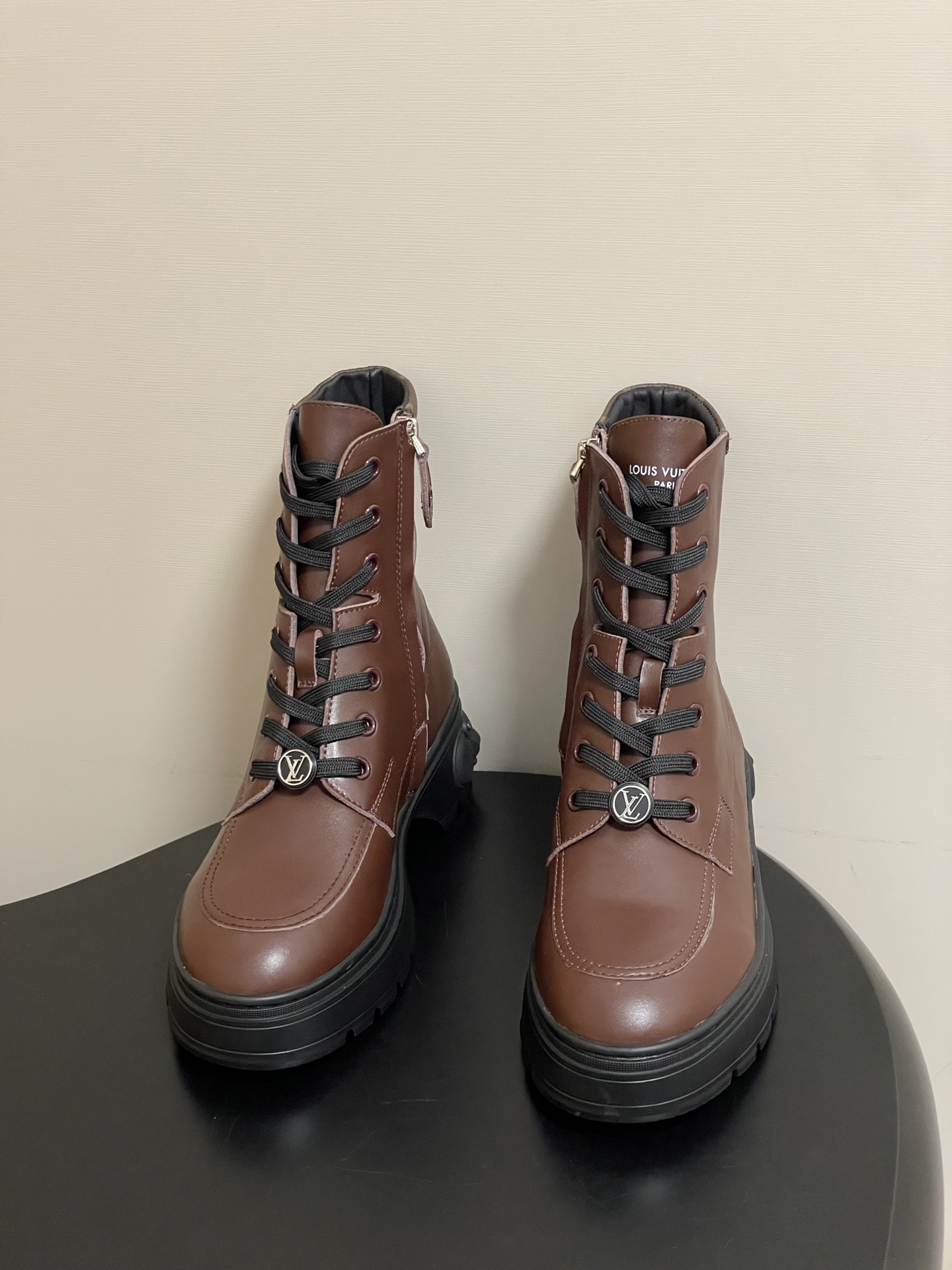 루*비통 신상 앵클부츠