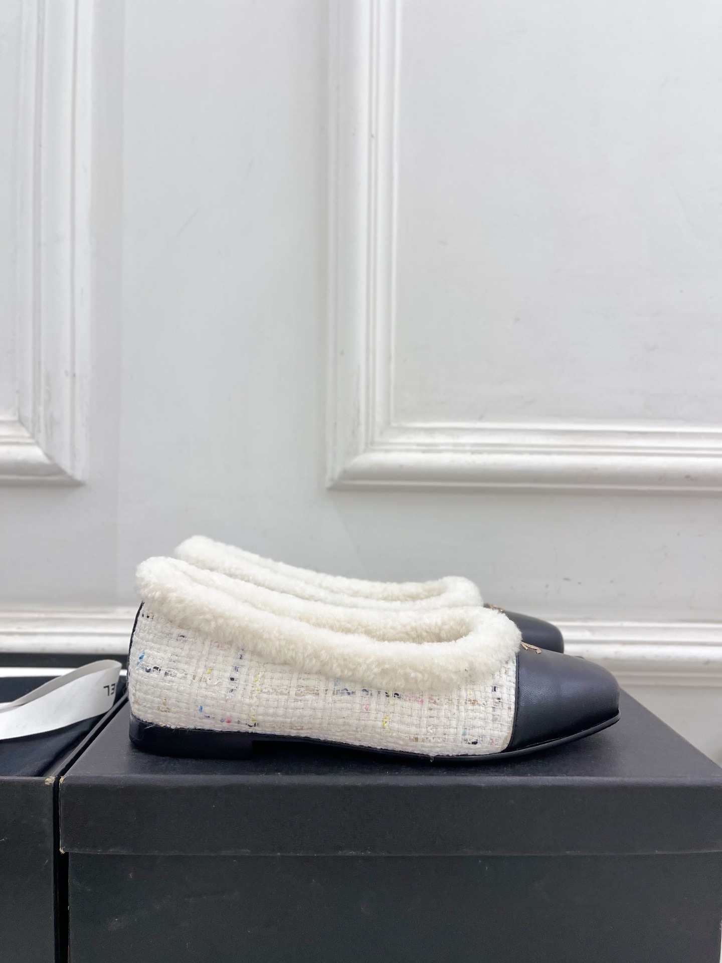 샤* 25 신상 퍼 발레화