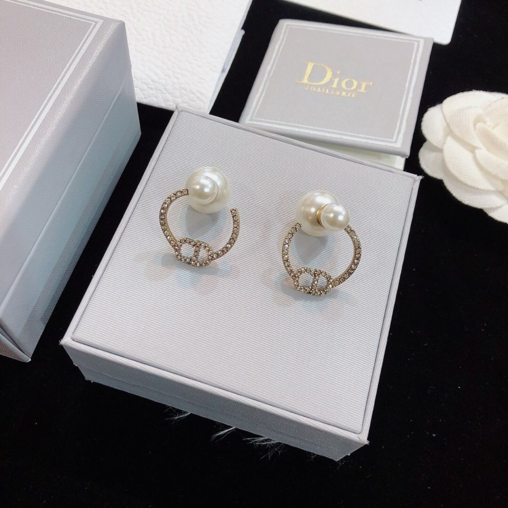 디* 초봄 신상 이어링