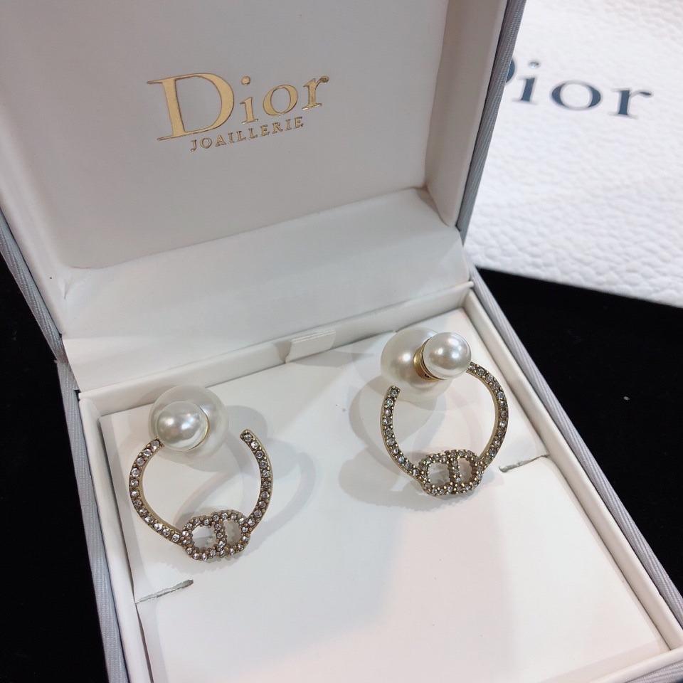 디* 초봄 신상 이어링