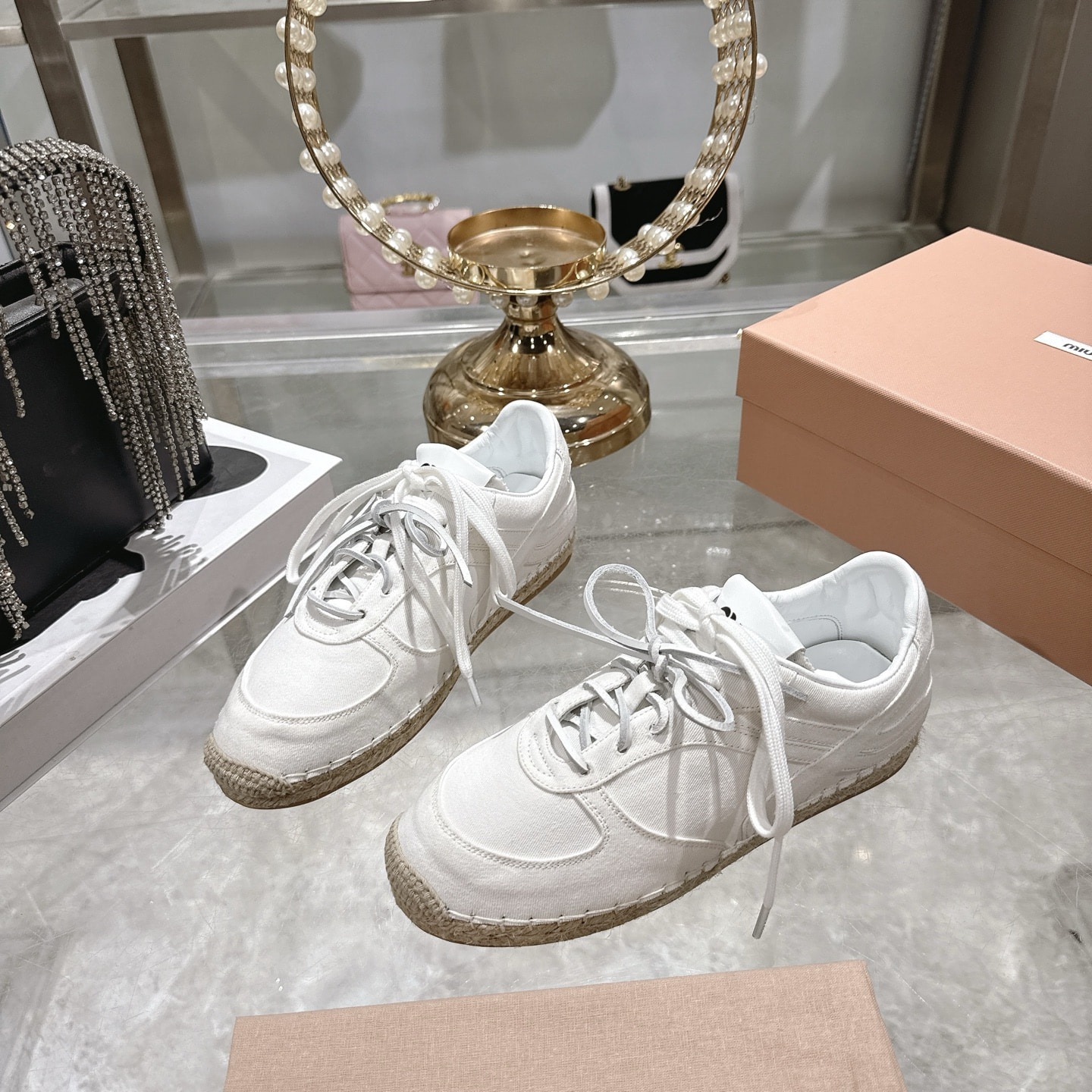 미*미* 26 신상 스니커즈