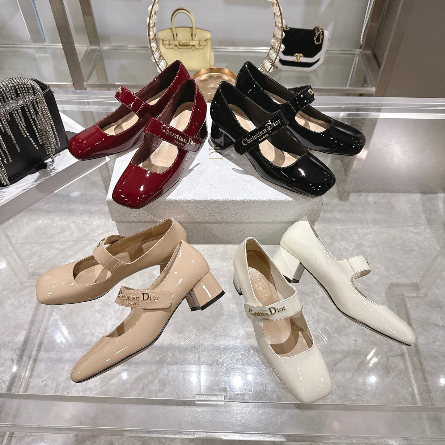 디* 26 신상 Lolita 통굽 단화