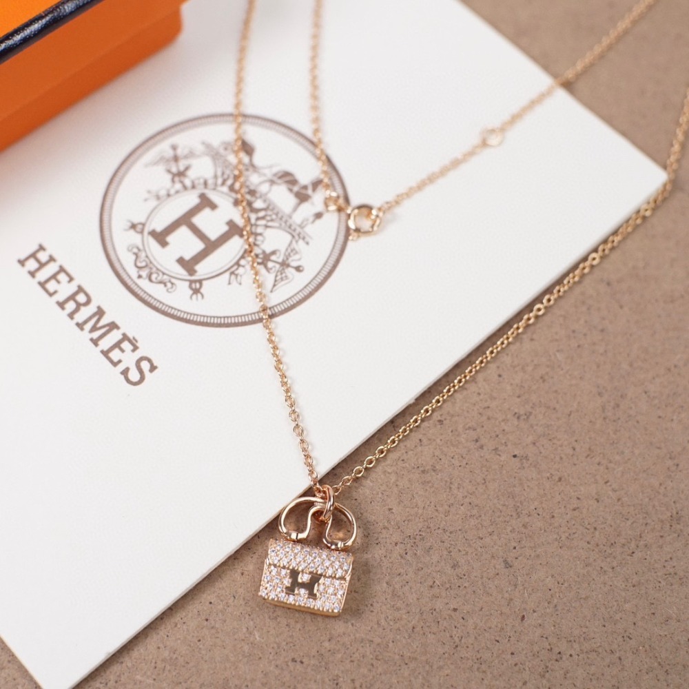 에*메스 콘스탄스 목걸이