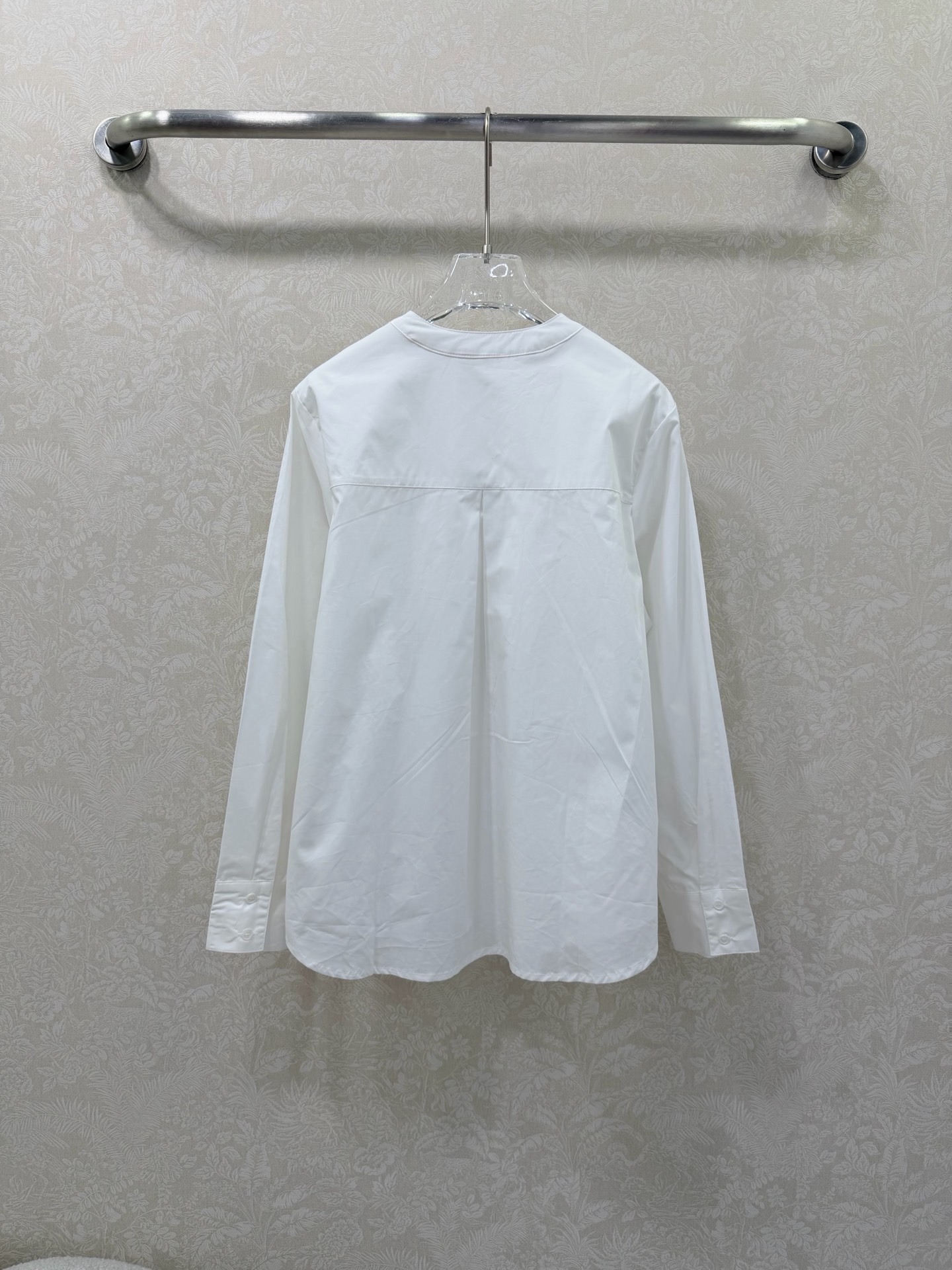 미*미* 26 라운드넥 프릴 긴팔