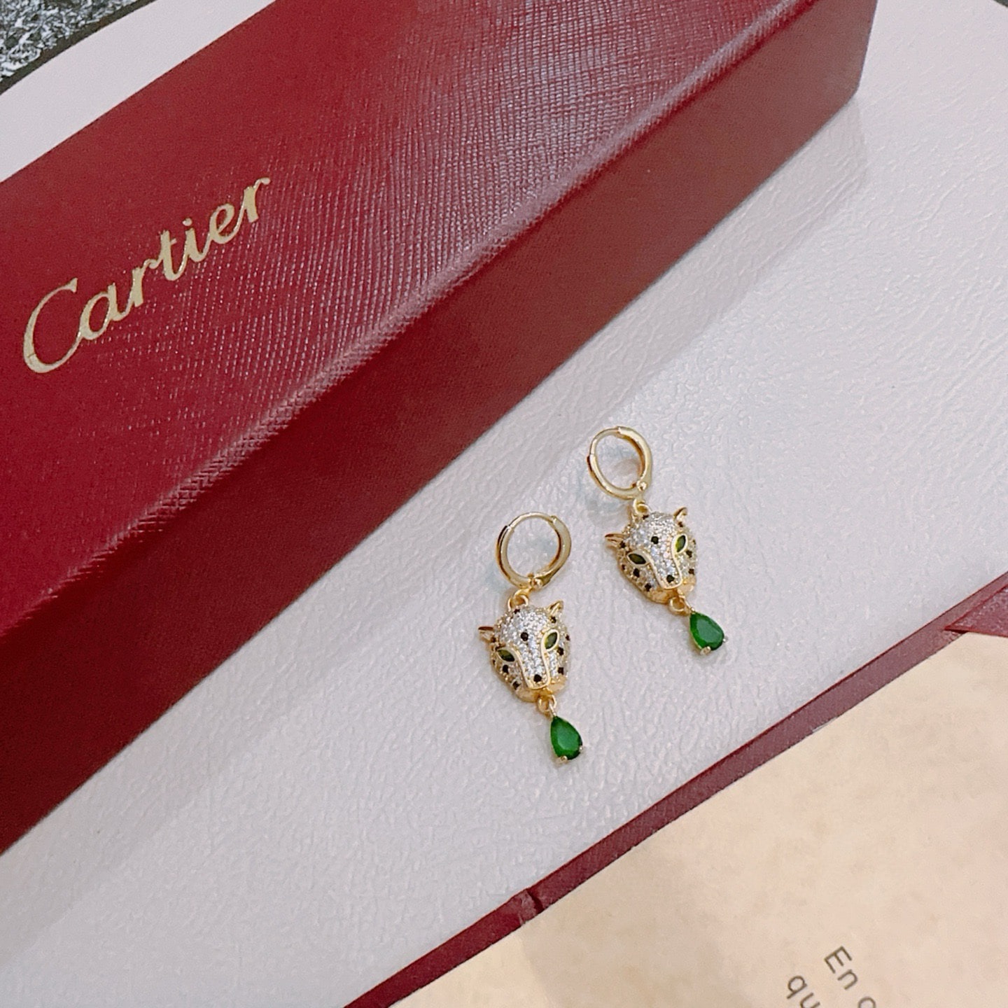 까*띠에 귀걸이