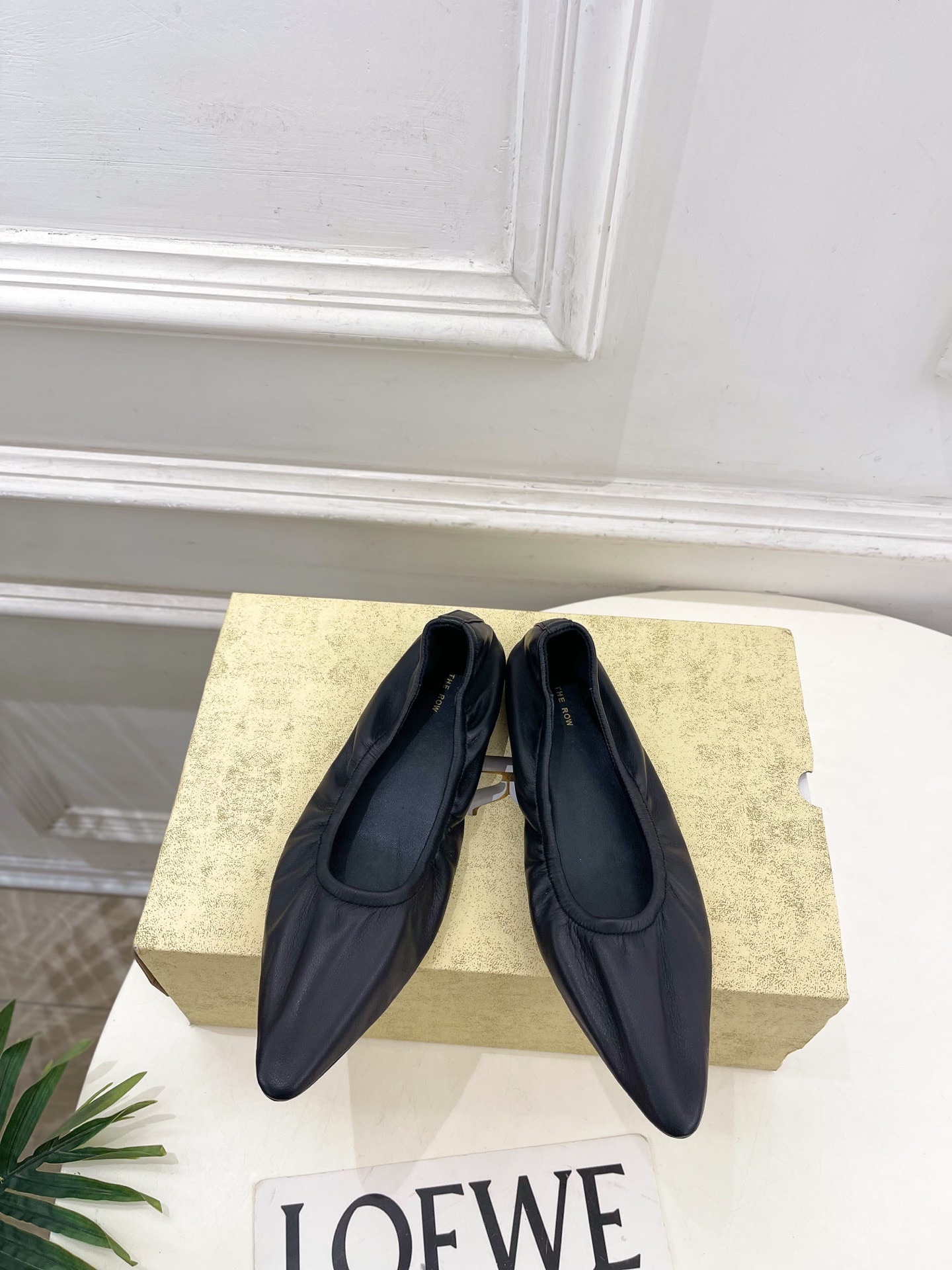 더*우 26 봄여름 신상 스틸레토 플랫