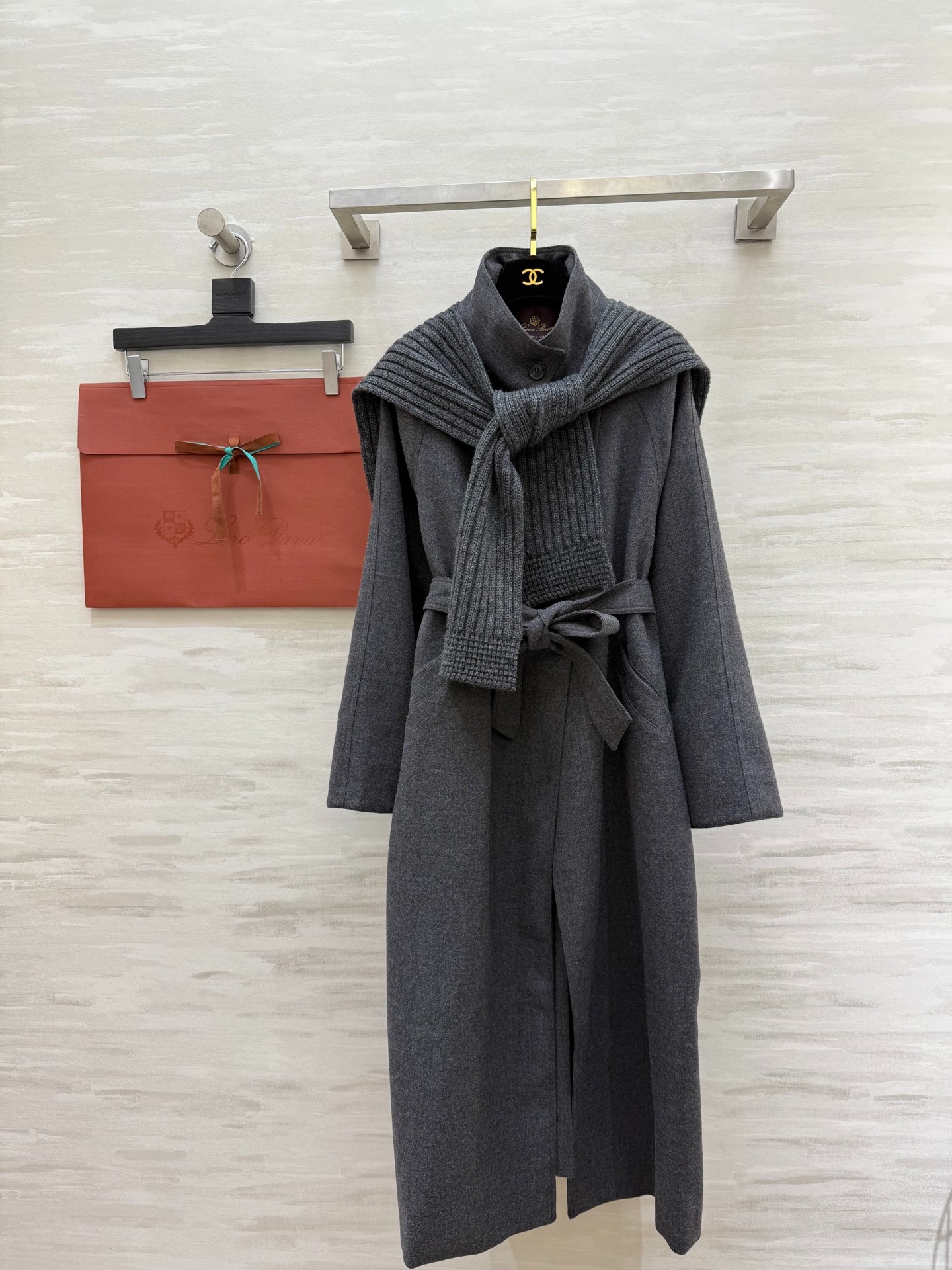 로*피아나 신상 숄 투피스 모직코트