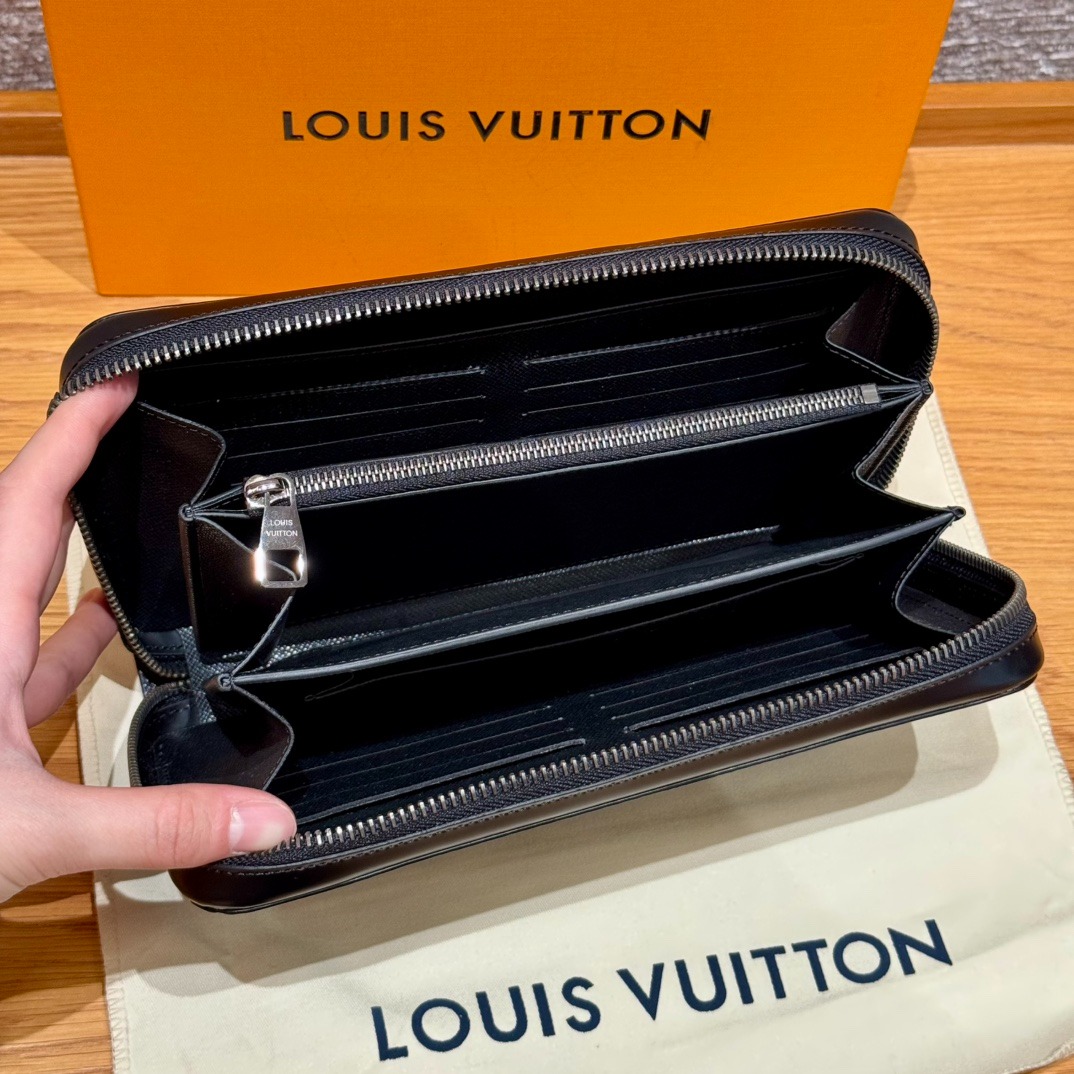 루*비통 모노그램 이클립스 장지갑