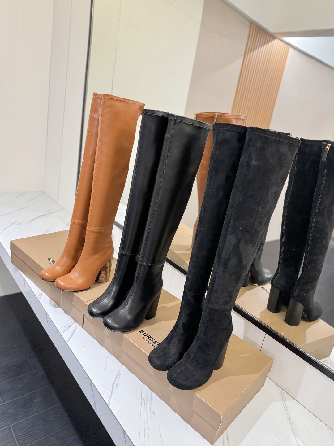 버*리 신상 통굽 스판부츠