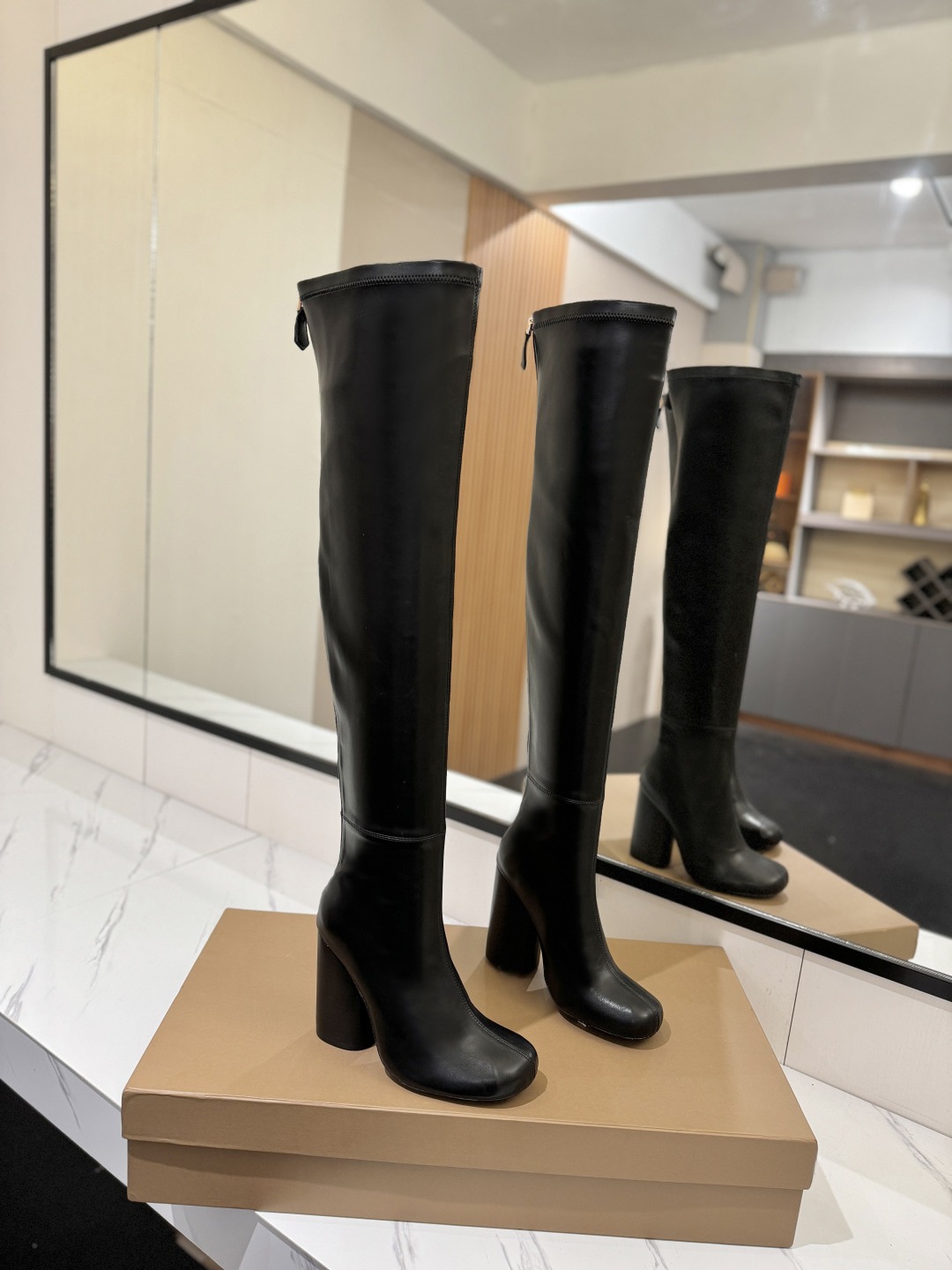 버*리 신상 통굽 스판부츠