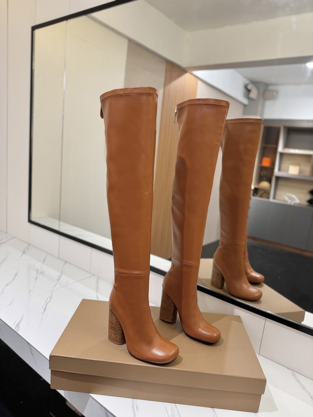 버*리 신상 통굽 스판부츠