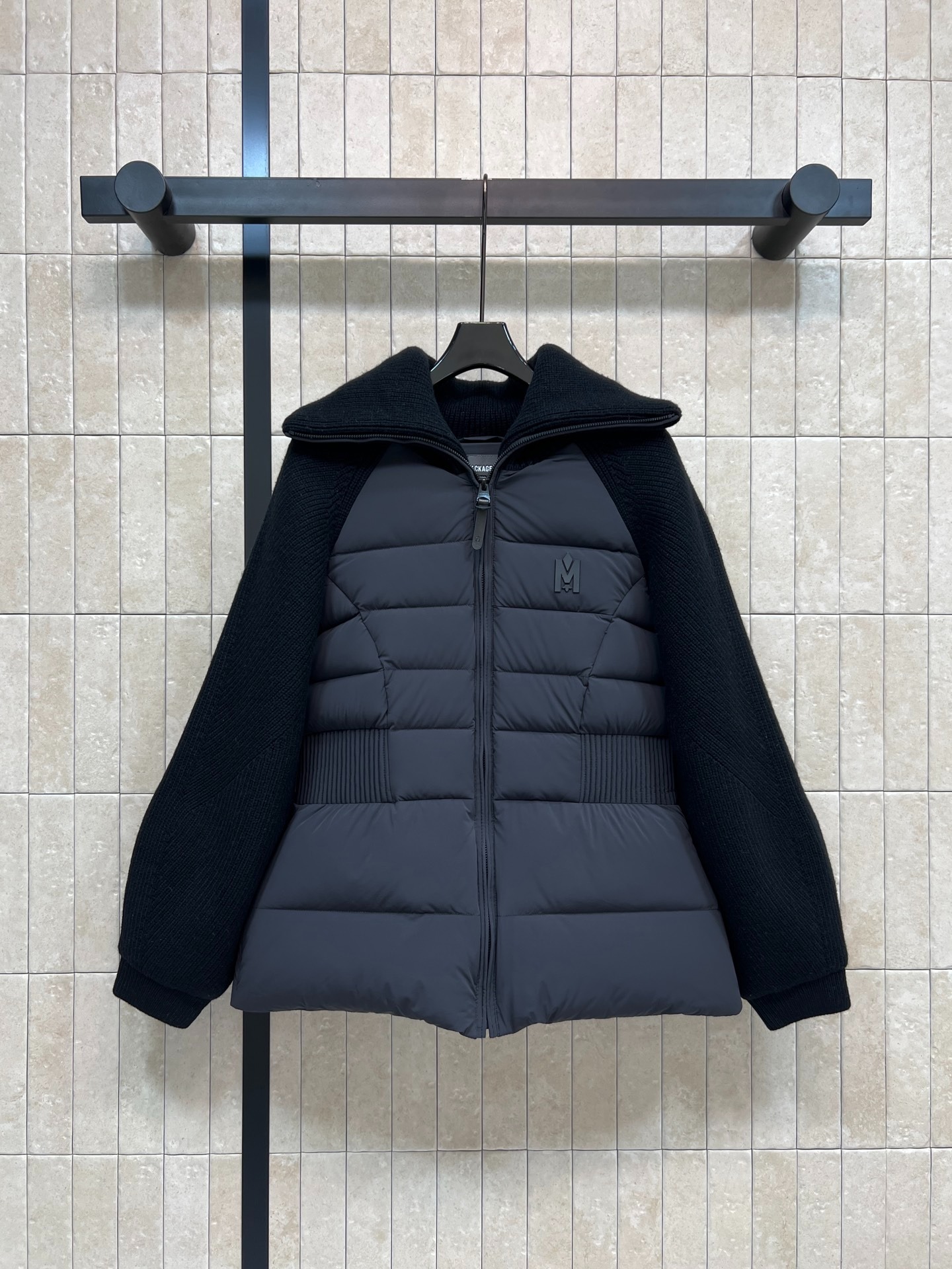 맥*이지 폭시 라이트 다운 믹스 미디어 재킷