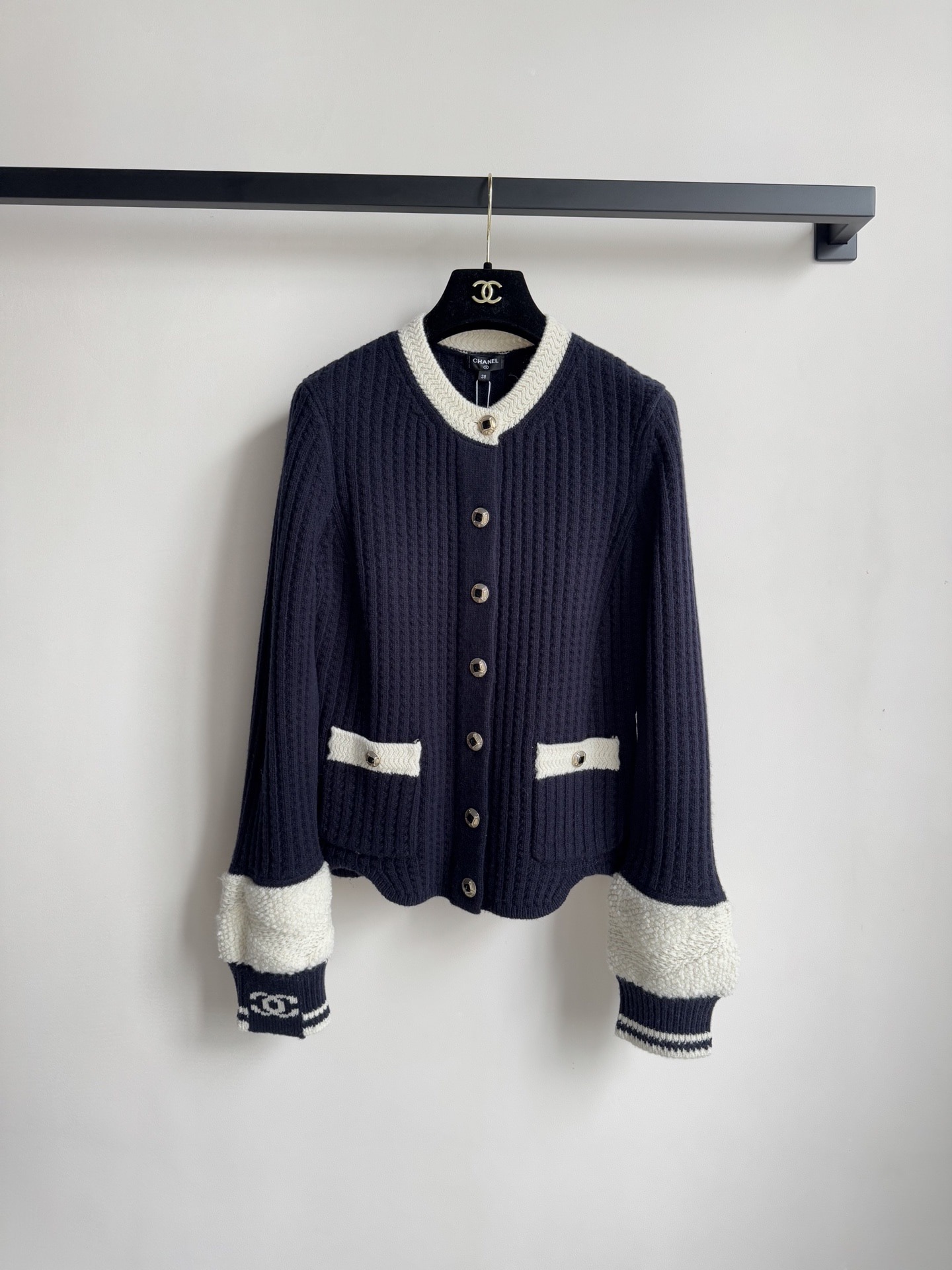 샤* 25N 니트 가디건