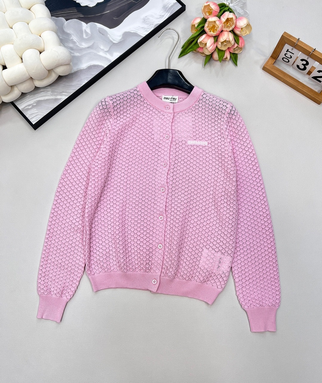 미*미* 신상 레터링 로고 가디건