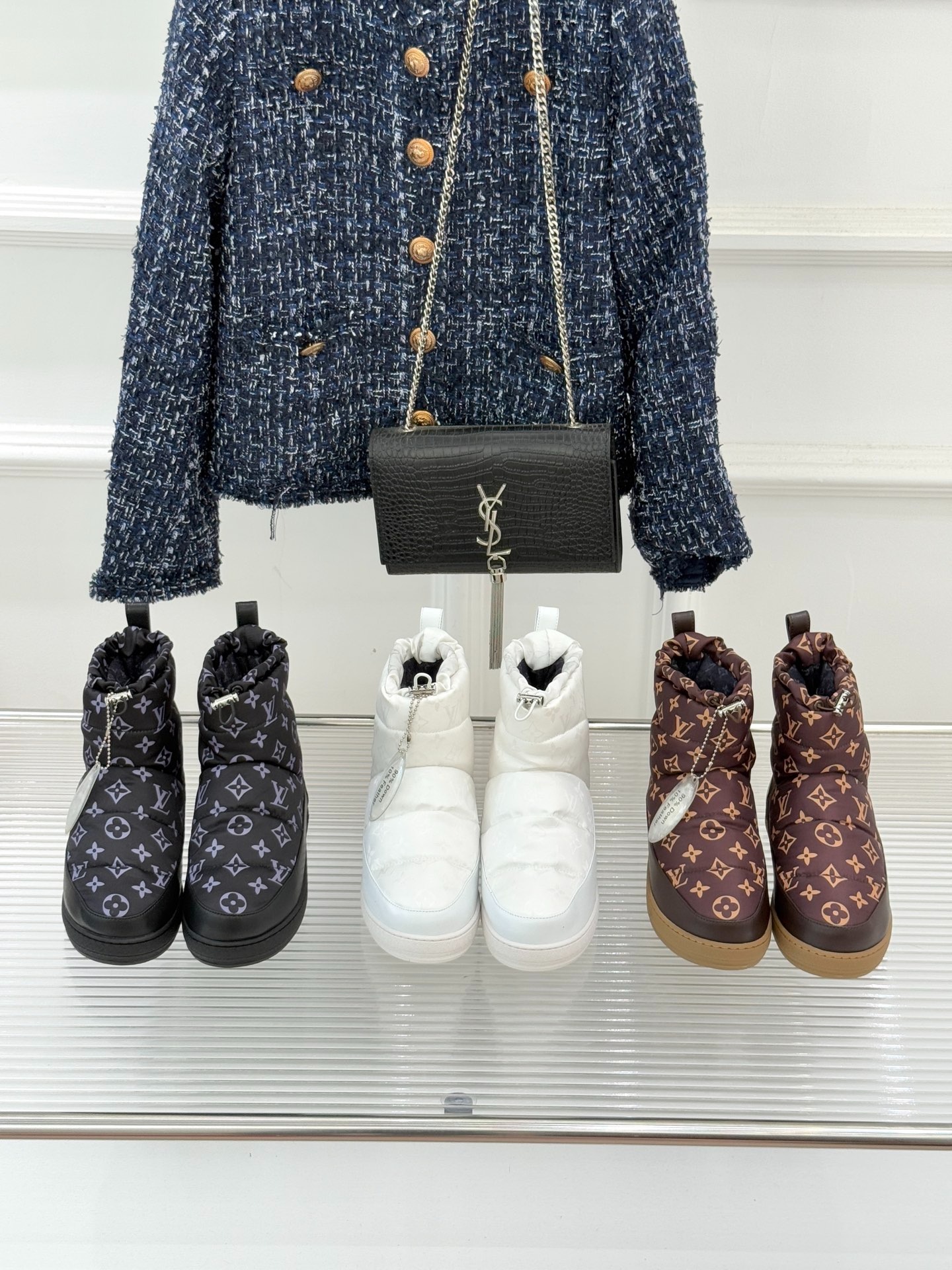 루*비통 클래식 필로우 패딩 부츠