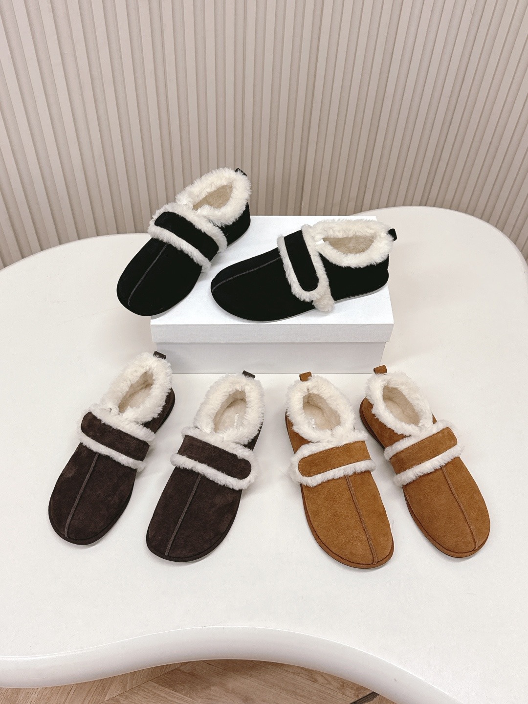 더*우 신상 양털 스니커즈