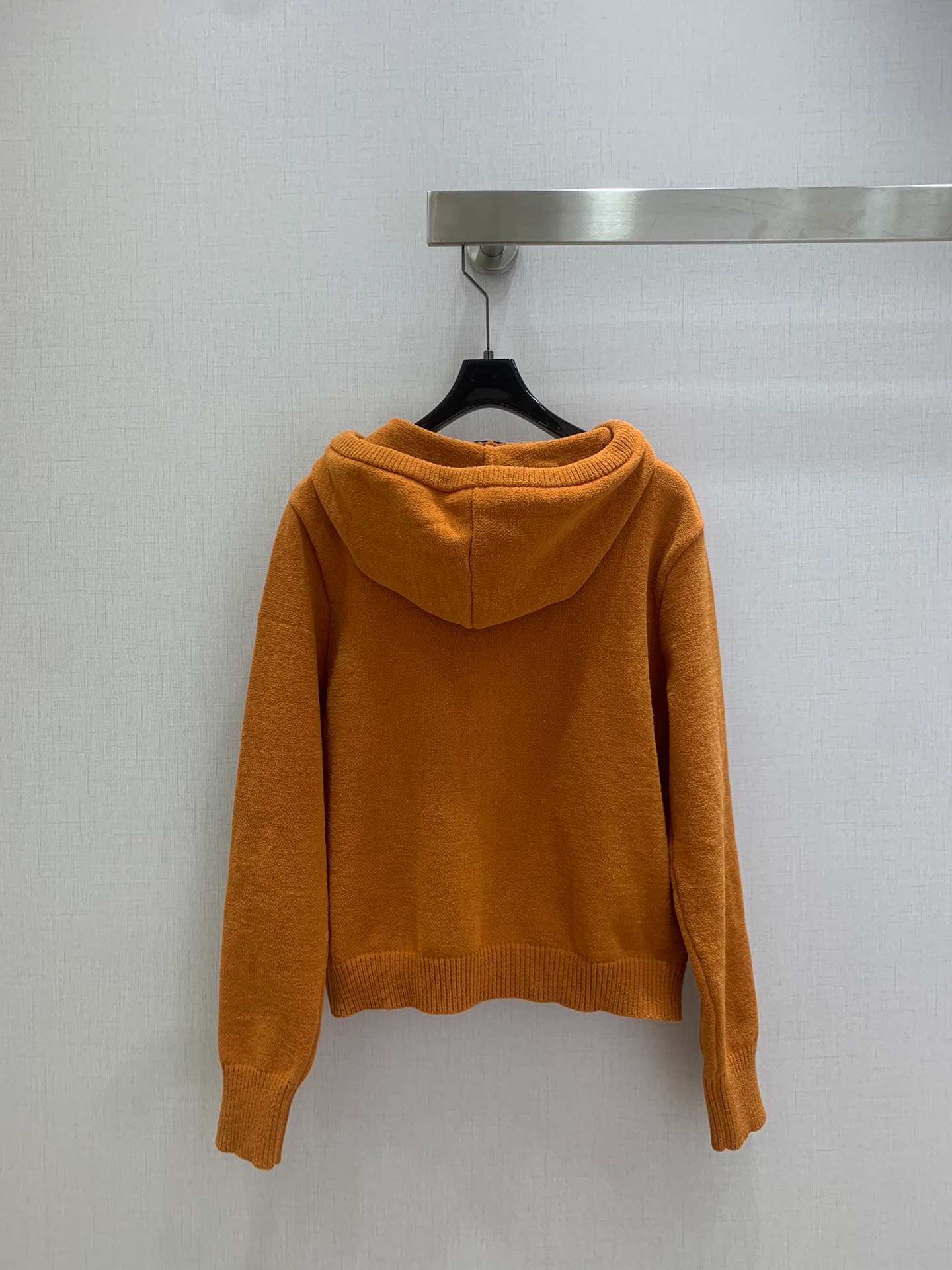 로*베 아나그램 자수 울 후드 집업 가디건