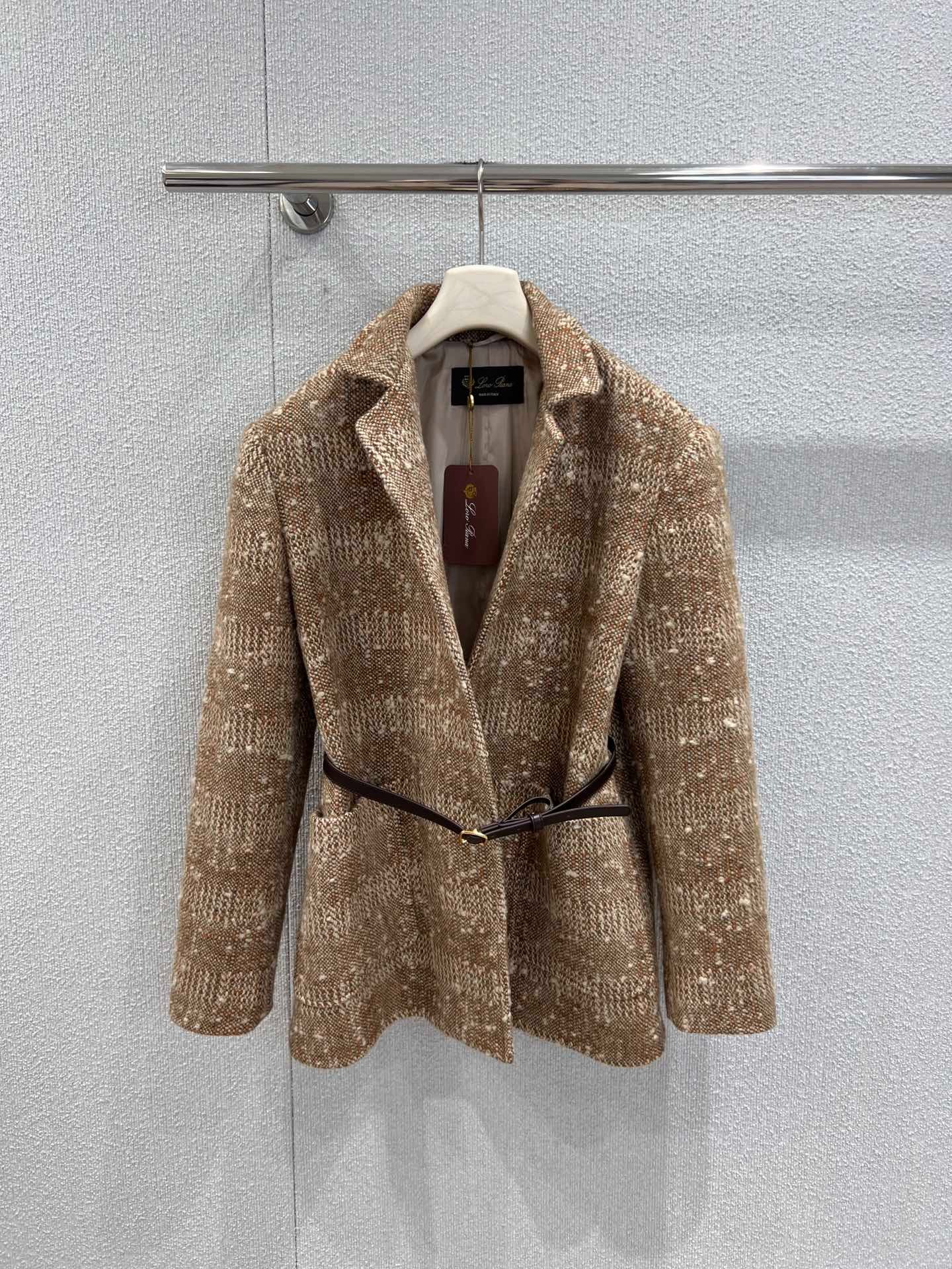 로*피아나 25FW 신상 울트위드 체크코트