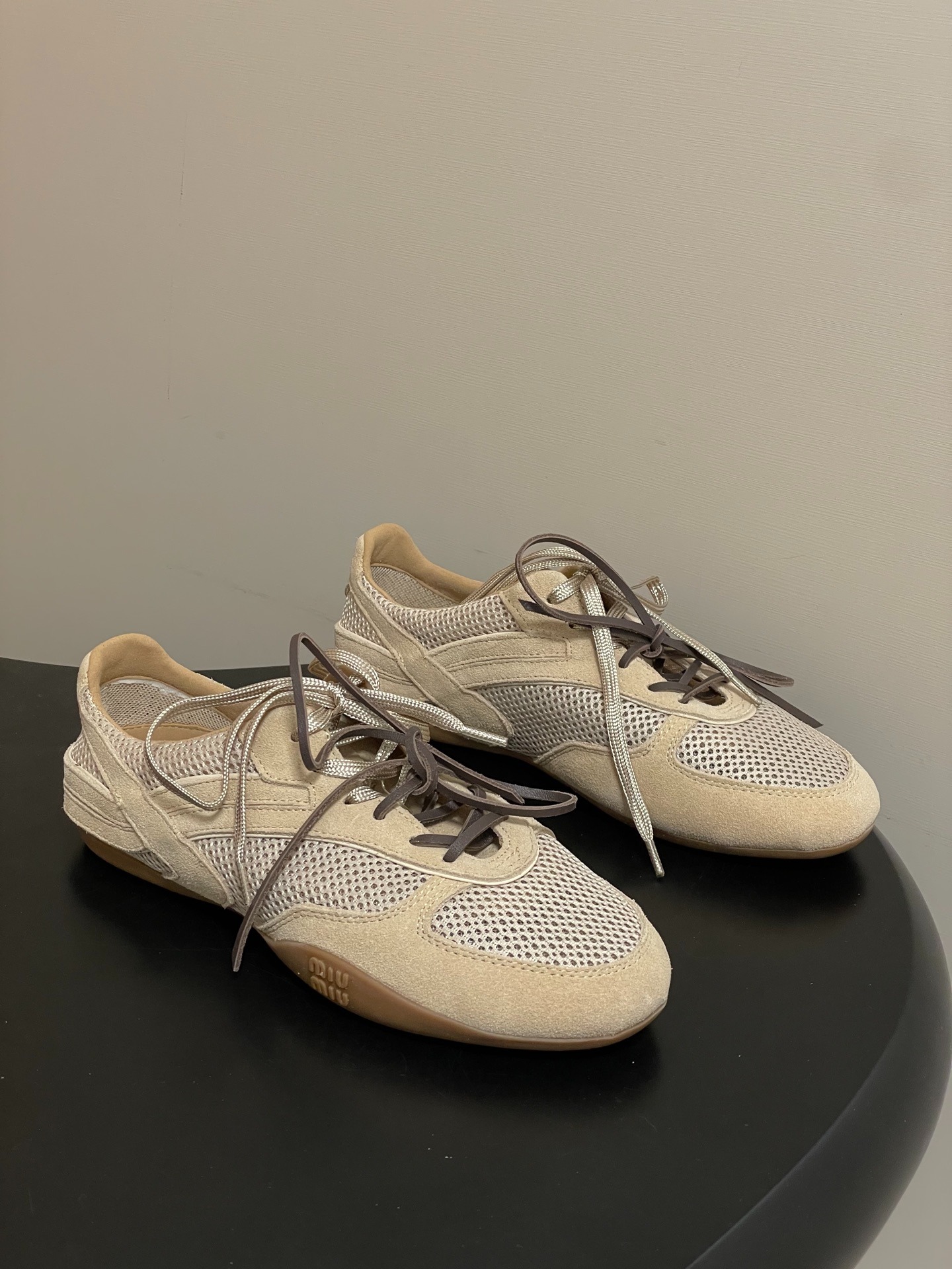 미*미* 26ss 신상 스트랩 메쉬 스니커즈