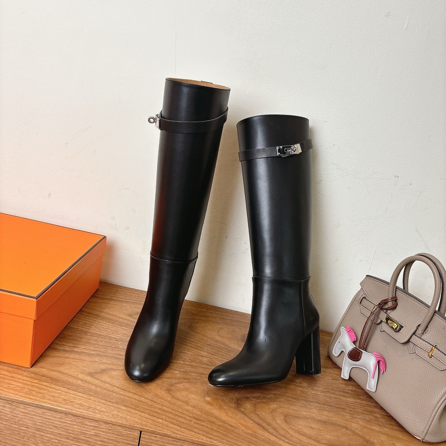 에*메스 신상 앵클부츠