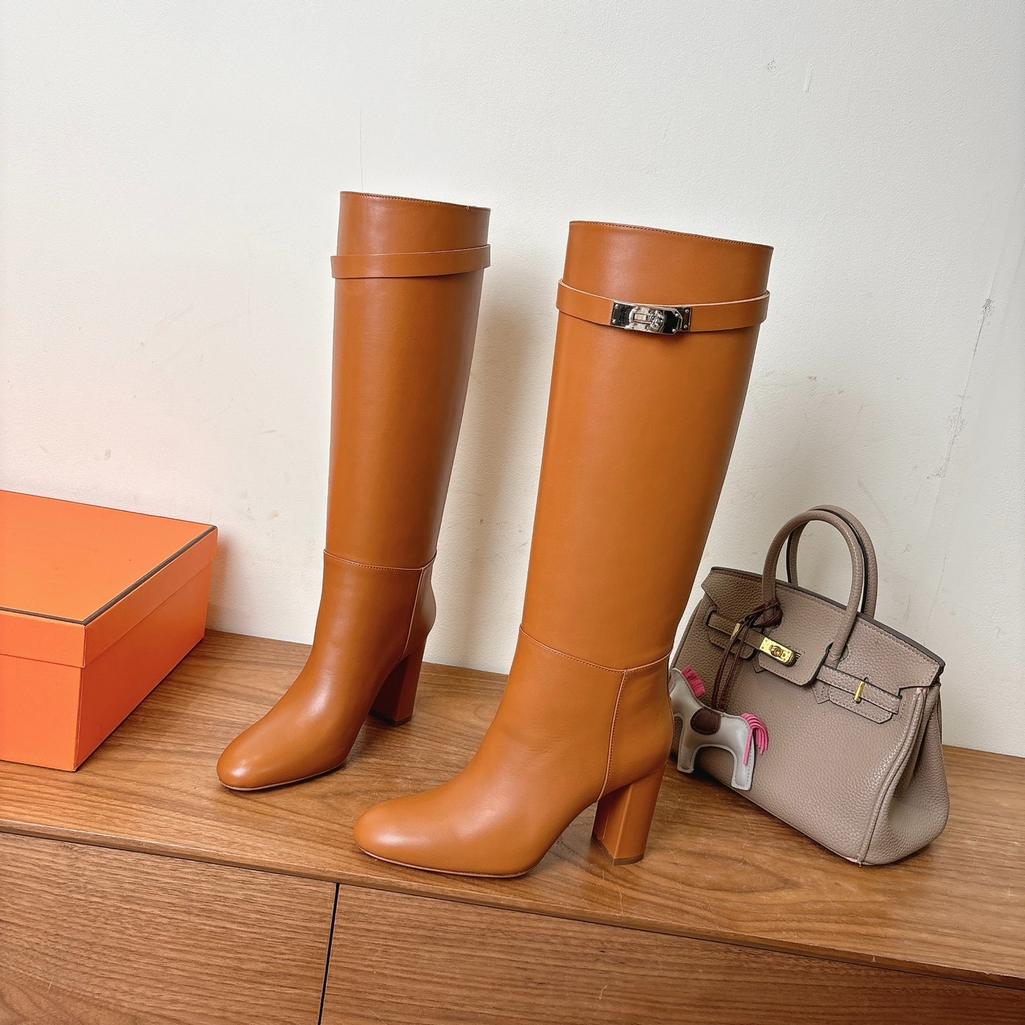 에*메스 신상 앵클부츠