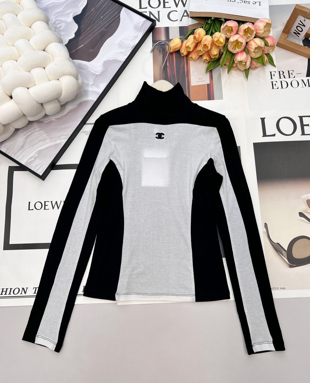 샤* 2025 신상 배색 로고 터틀넥