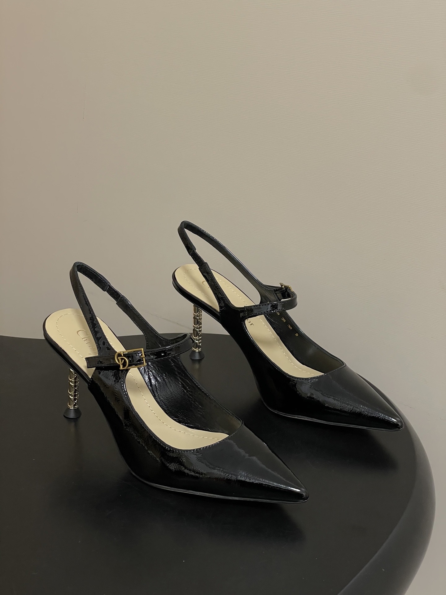 디* 26ss 신상 디디콘 슬링백 힐