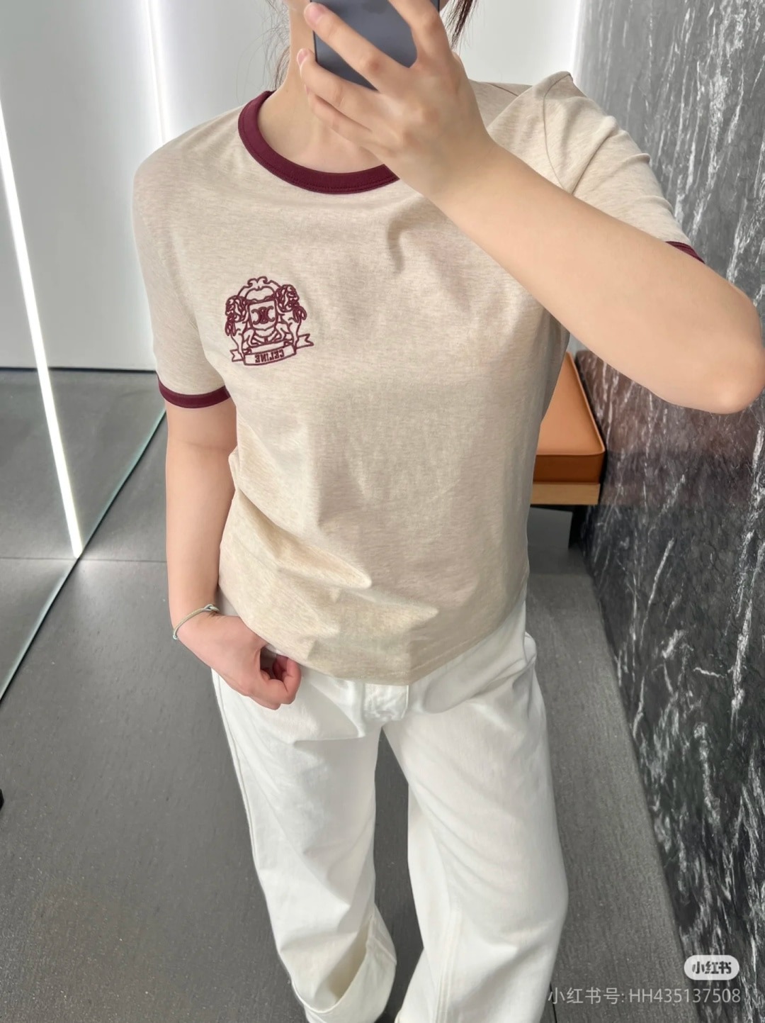 셀*느 봄여름 신상 반팔티셔츠