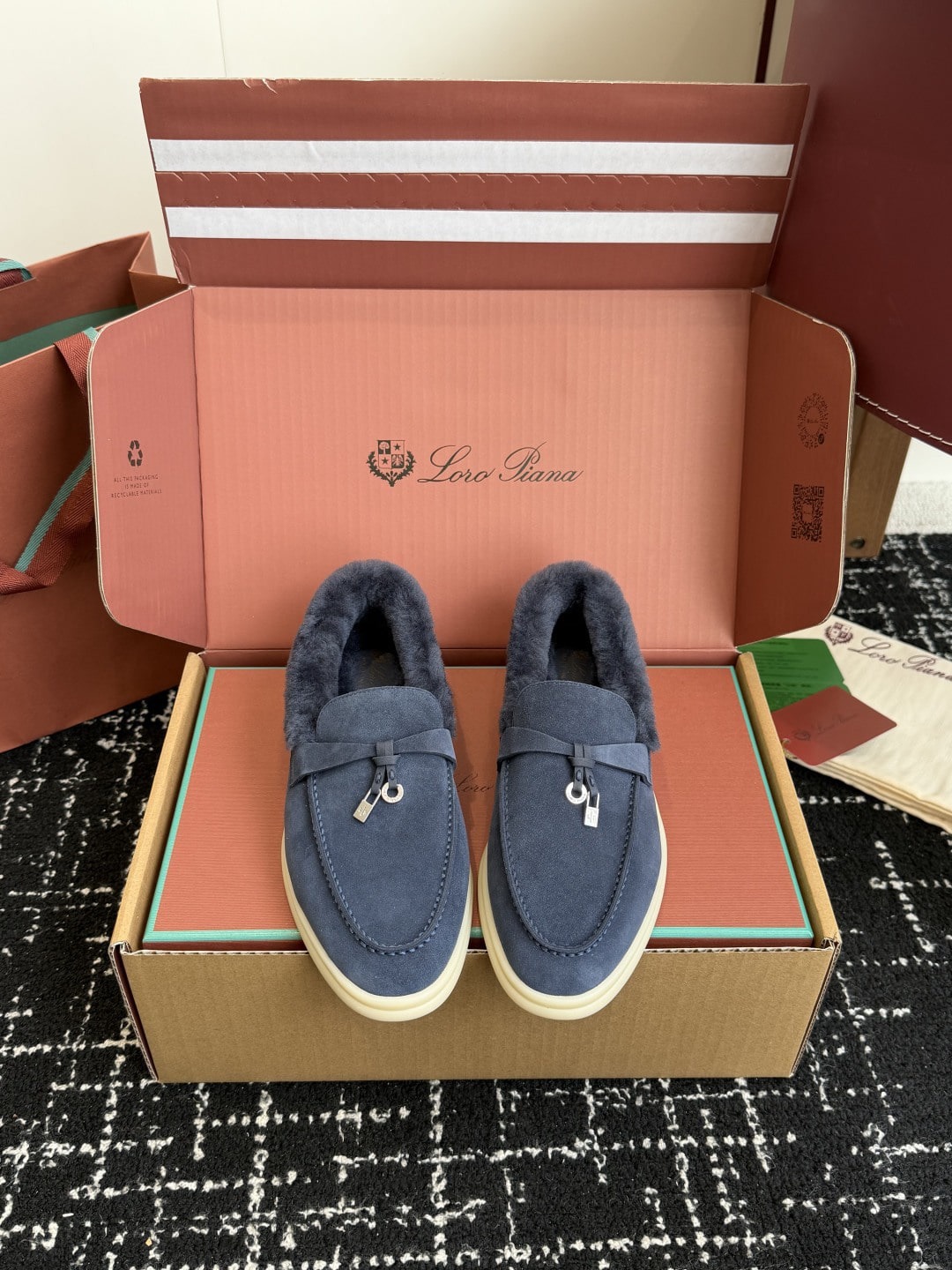 로*피아나 썸머 참스 시어링 로퍼