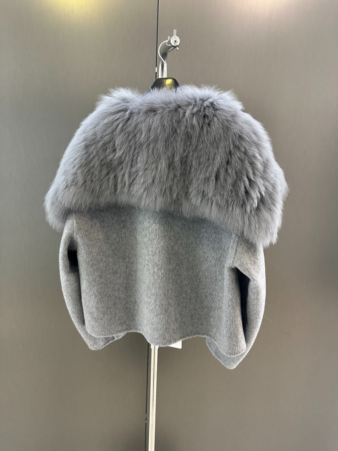 막*마라 신상 화이트폭스 울 코트