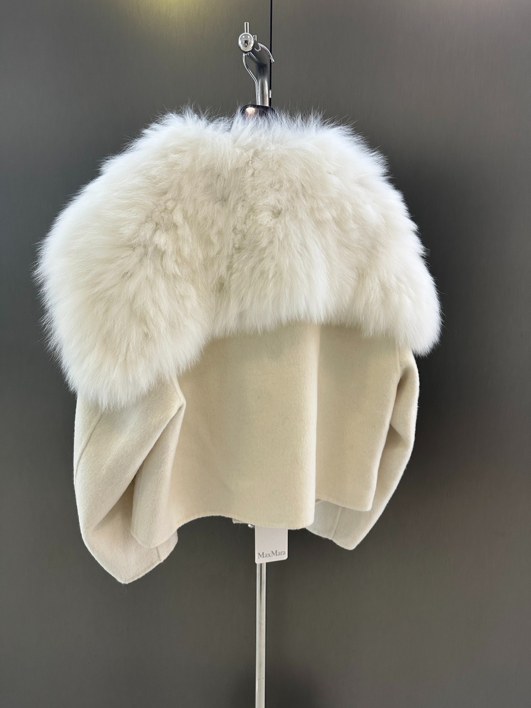 막*마라 신상 화이트폭스 울 코트