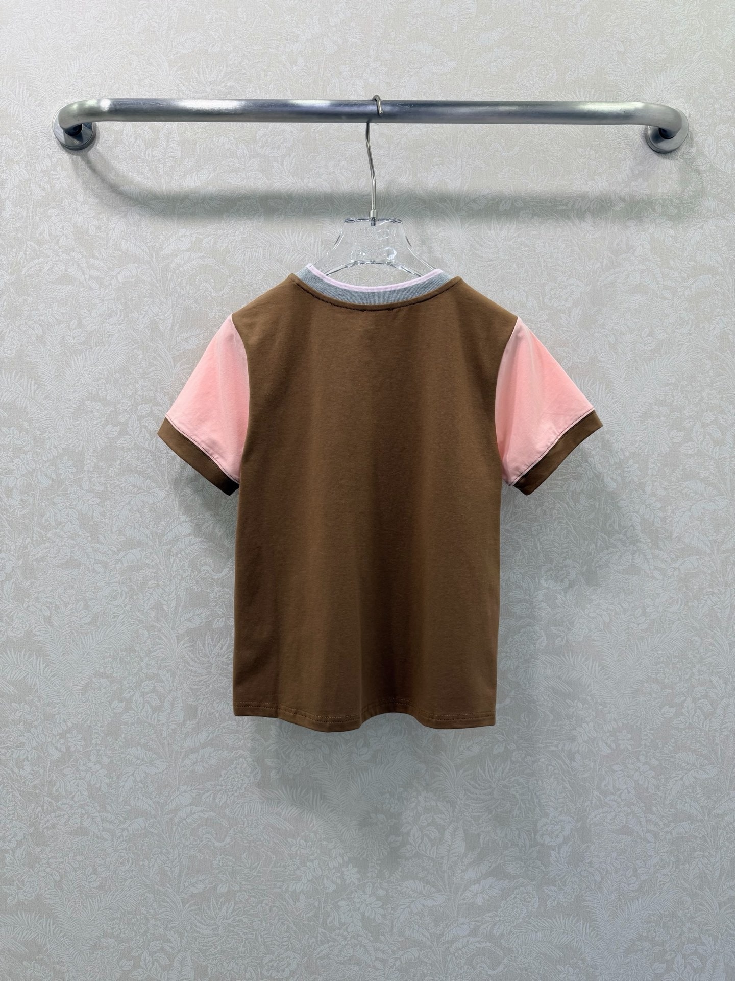 로*베 신상 스판 반팔티