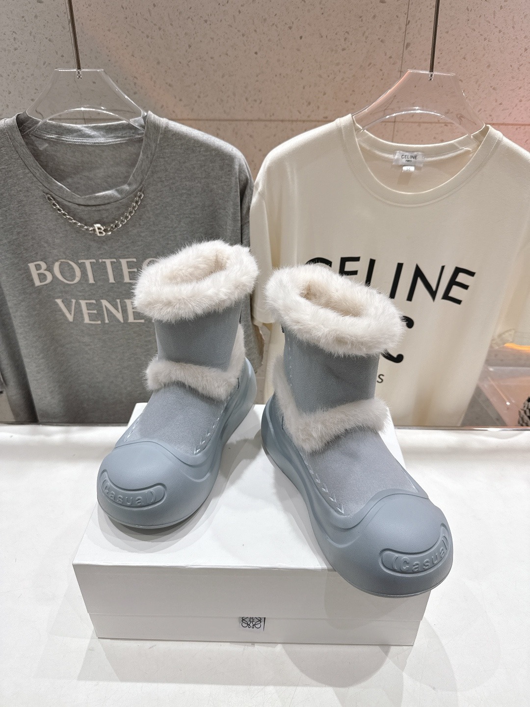 로*베 신상 스노우 양털부츠