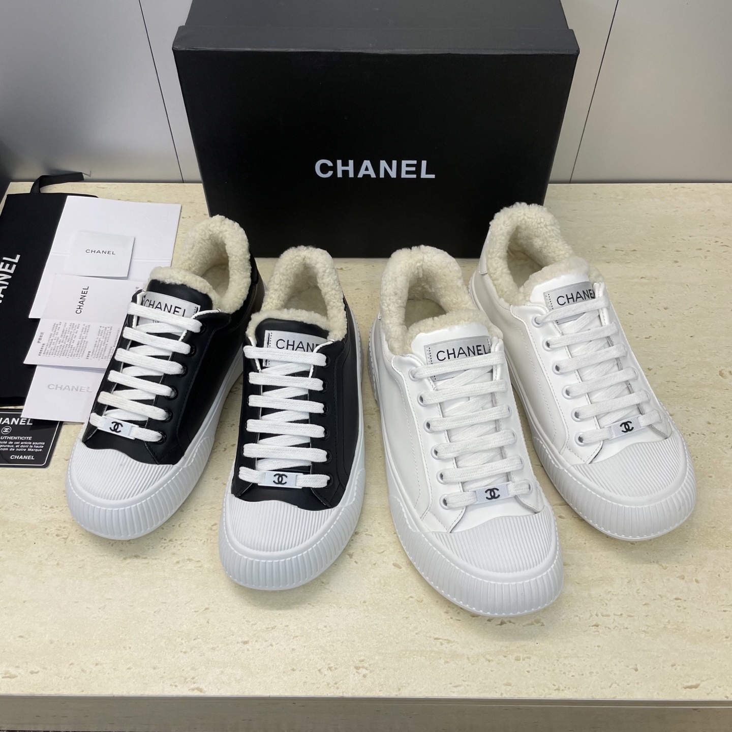 샤* 신상 스니커즈