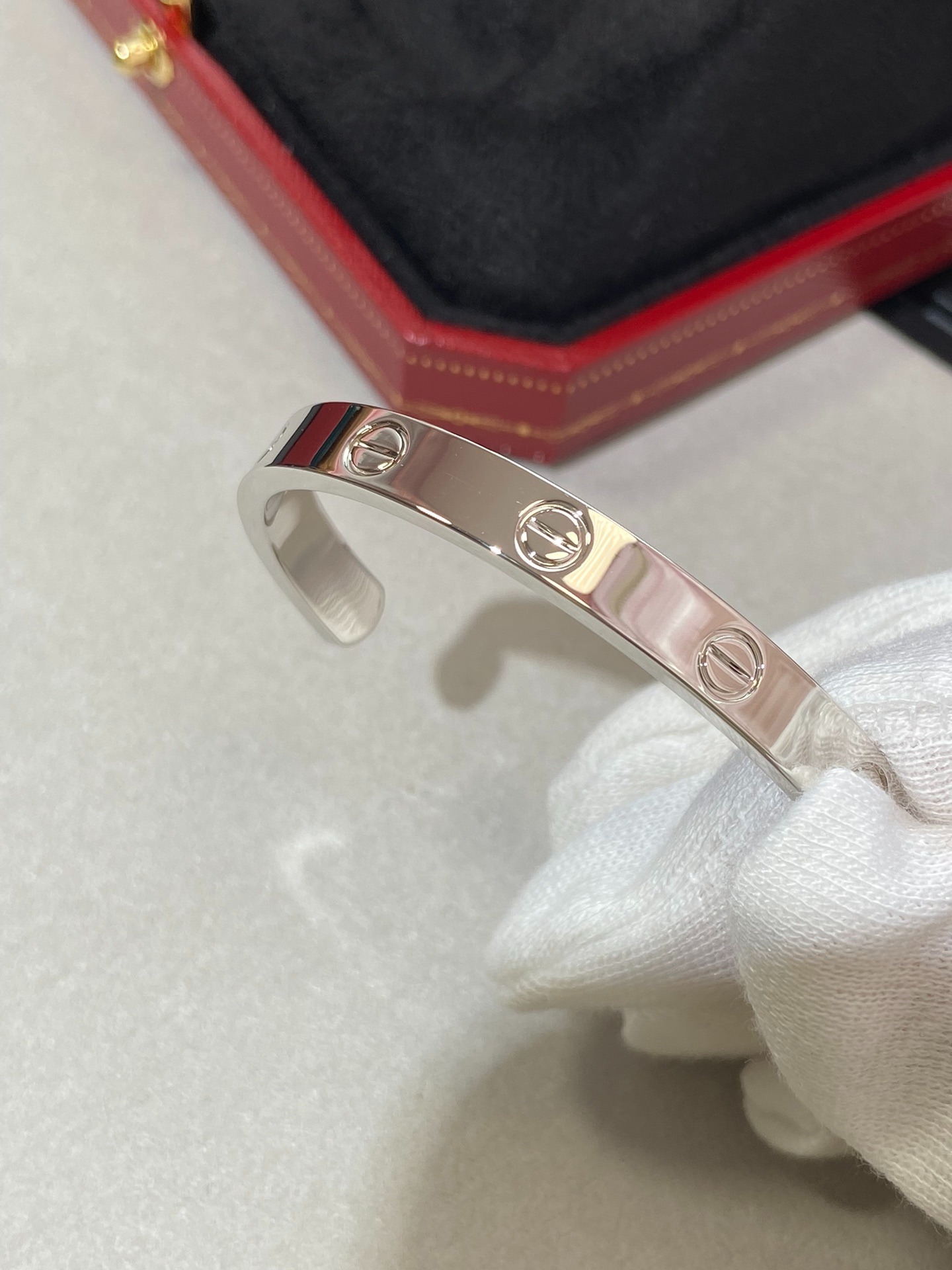 까*띠에 러브 반달 뱅글