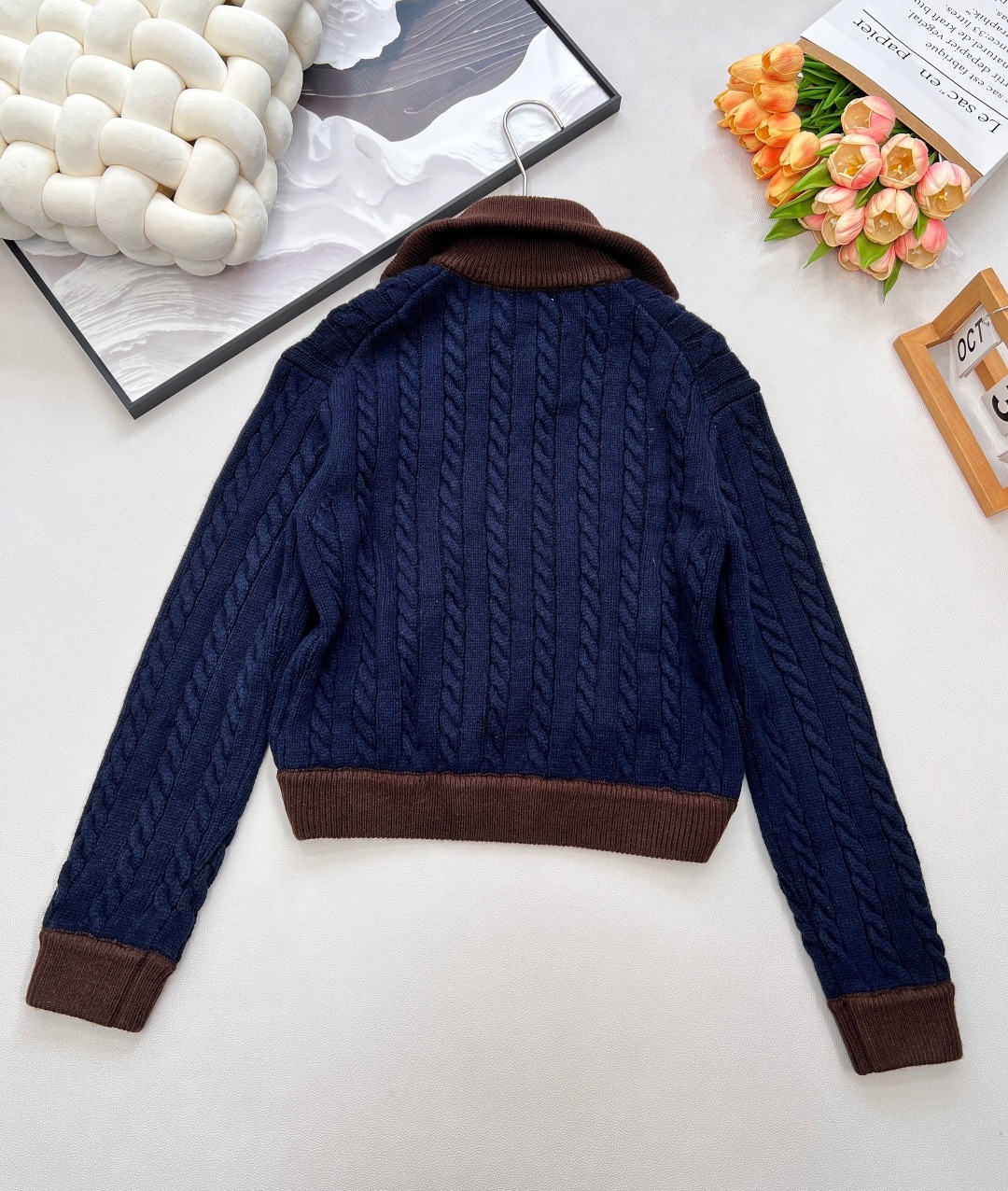 미*미* 뉴 야구 꽈배기 니트 코트