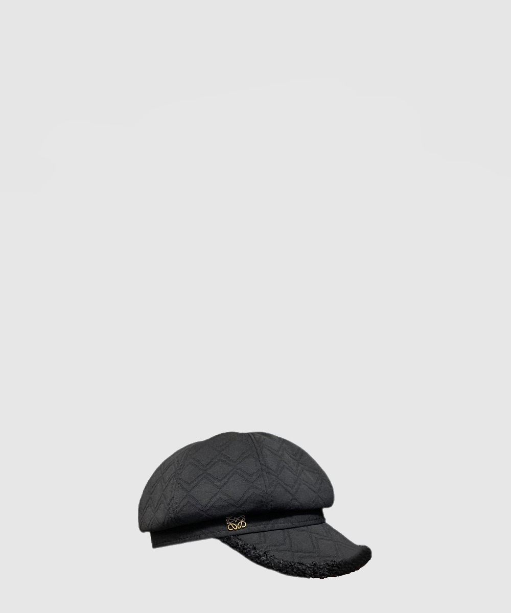 로에베 팔각 모자