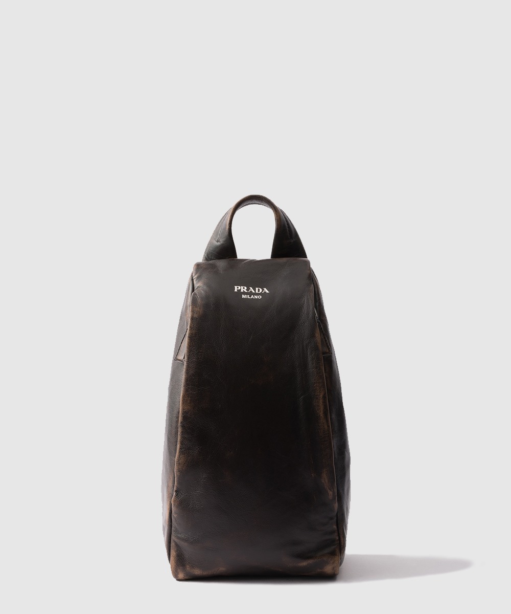 프라다 나파 가죽 백팩 2VZ114