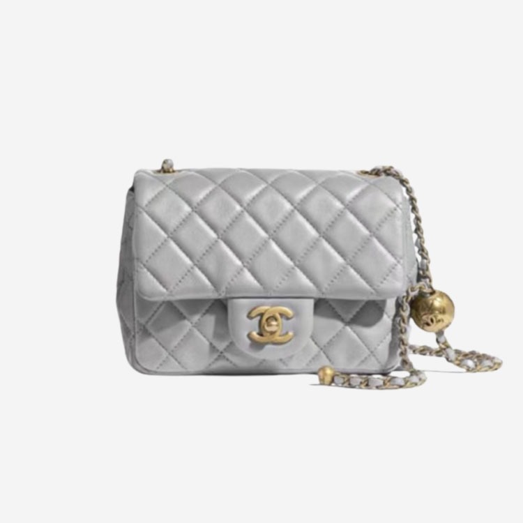 샤넬 쁘띠삭 플랩백 골드볼 그레이 골드 